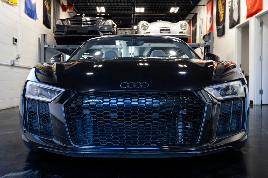 2017 Audi 4S R8 - Image 2 of 31
