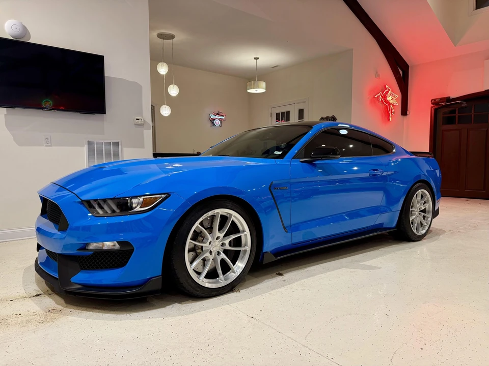 2017 Ford S550 Shelby Mustang GT350 - Image 3 of 31