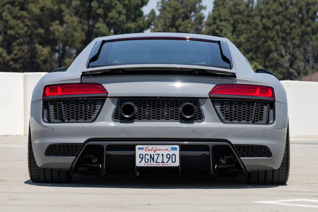 2018 Audi 4S R8 - Image 8 of 31