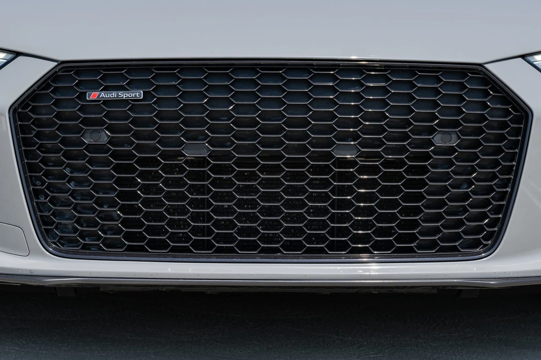 2018 Audi 4S R8 - Image 19 of 31