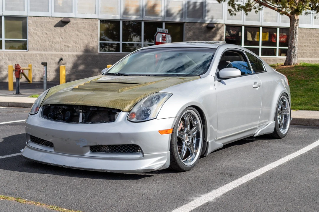 2004 Infiniti G35 3rd Gen - Image 2 of 31