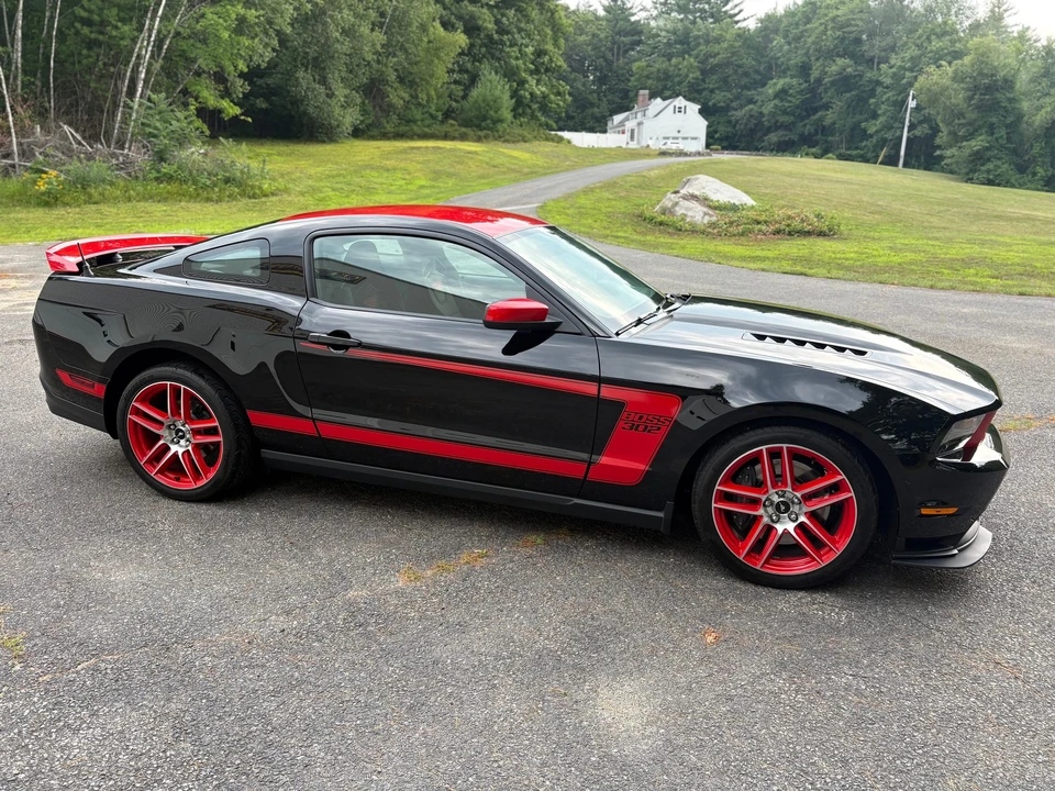 2012 Ford S197 Mustang Boss 302 - Image 12 of 31
