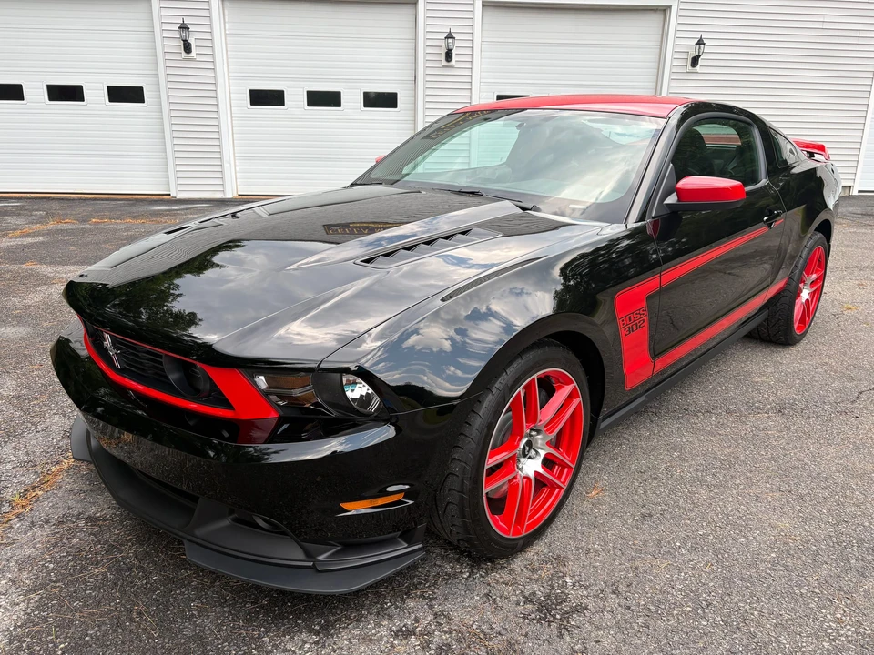 2012 Ford S197 Mustang Boss 302 - Image 2 of 31