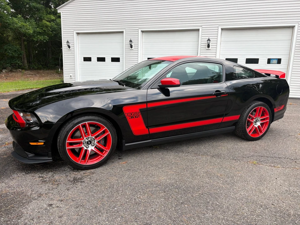 2012 Ford S197 Mustang Boss 302 - Image 27 of 31