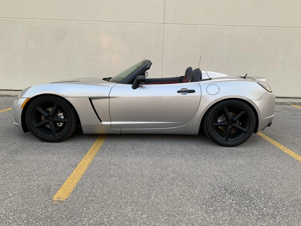 2007 Saturn Sky - Image 15 of 31