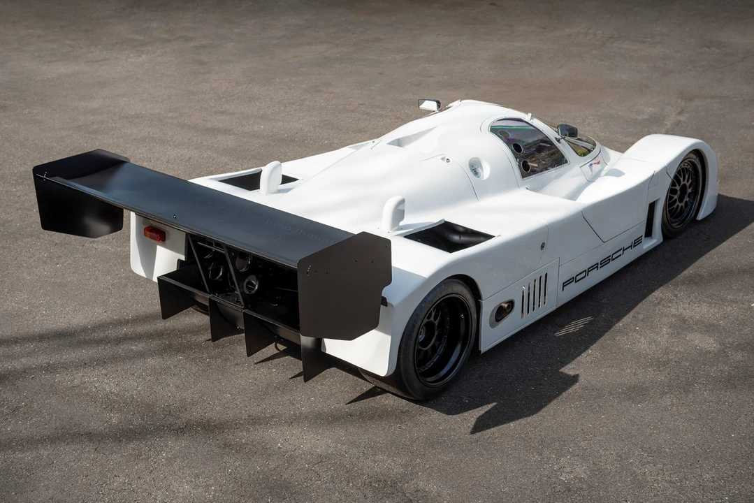 Porsche 956 & 962 - Image 24 of 31