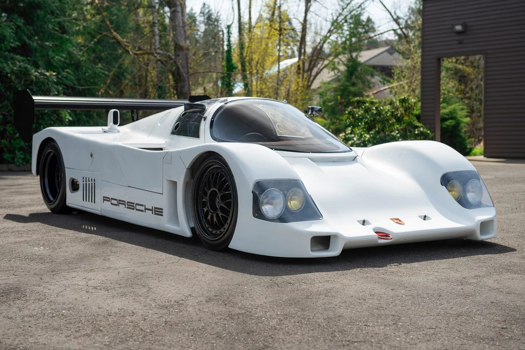 Porsche 956 & 962 - Image 5 of 31