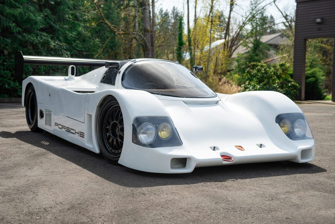 Porsche 956 & 962 - Image 6 of 31