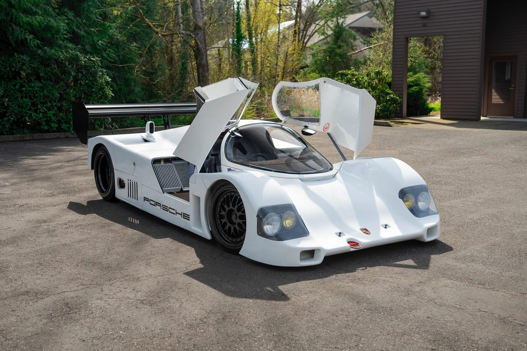 Porsche 956 & 962 - Image 26 of 31