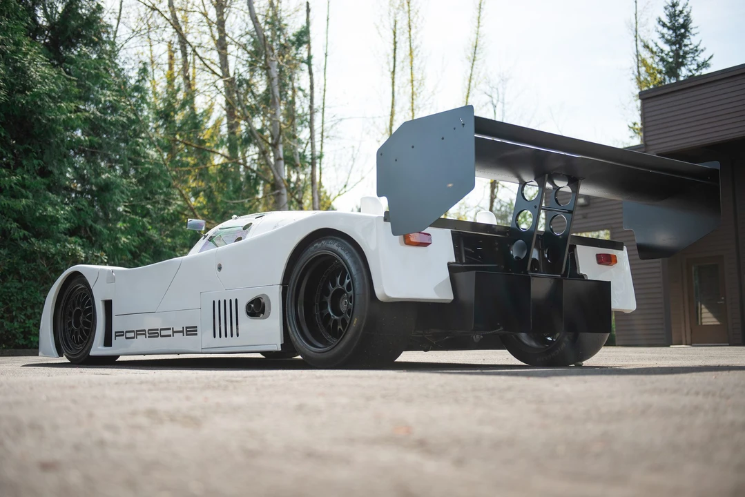 Porsche 956 & 962 - Image 20 of 31
