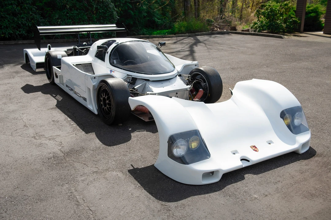 Porsche 956 & 962 - Image 30 of 31