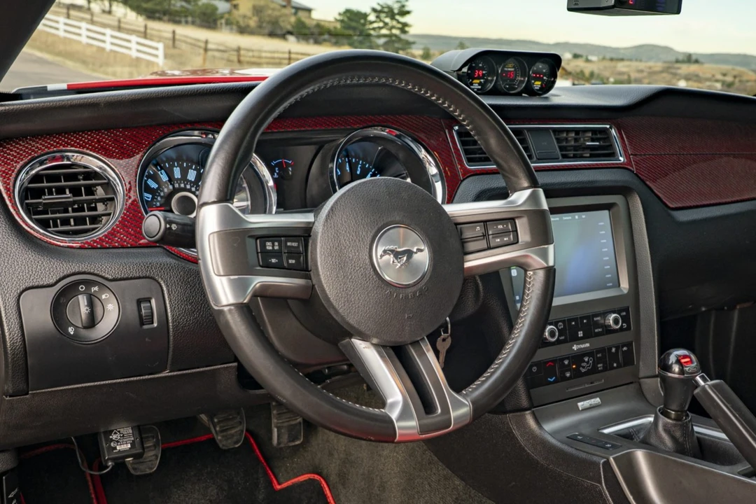 2014 Ford S197 Mustang - Image 5 of 9