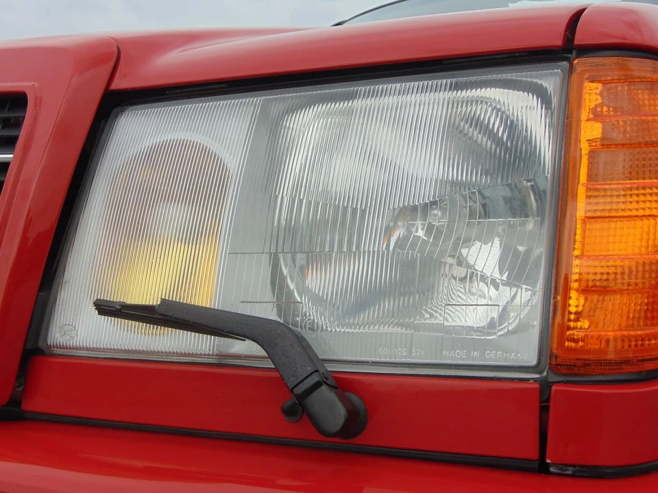 1988 Mercedes-Benz W124 E-Class - Image 17 of 31