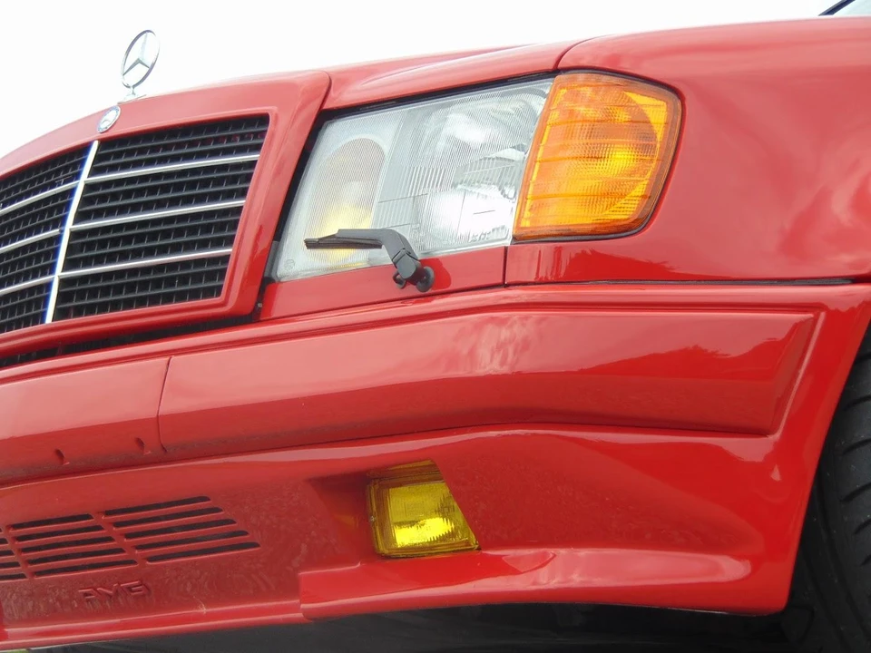 1988 Mercedes-Benz W124 E-Class - Image 18 of 31