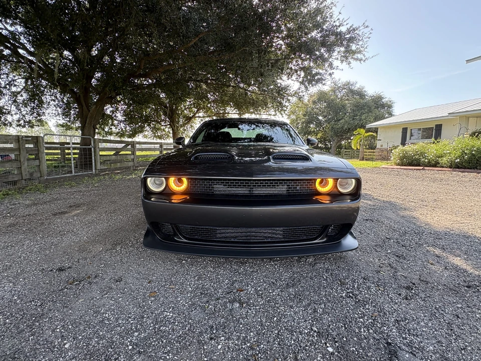2020 Dodge Challenger SRT Hellcat 3rd Gen - Image 25 of 31