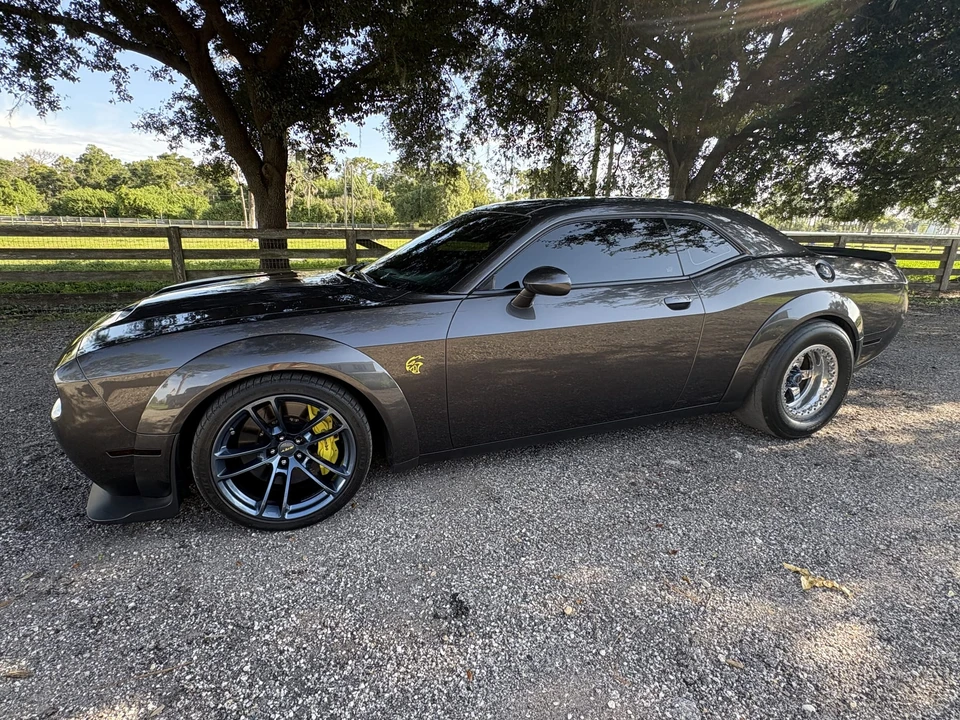 2020 Dodge Challenger SRT Hellcat 3rd Gen - Image 9 of 31