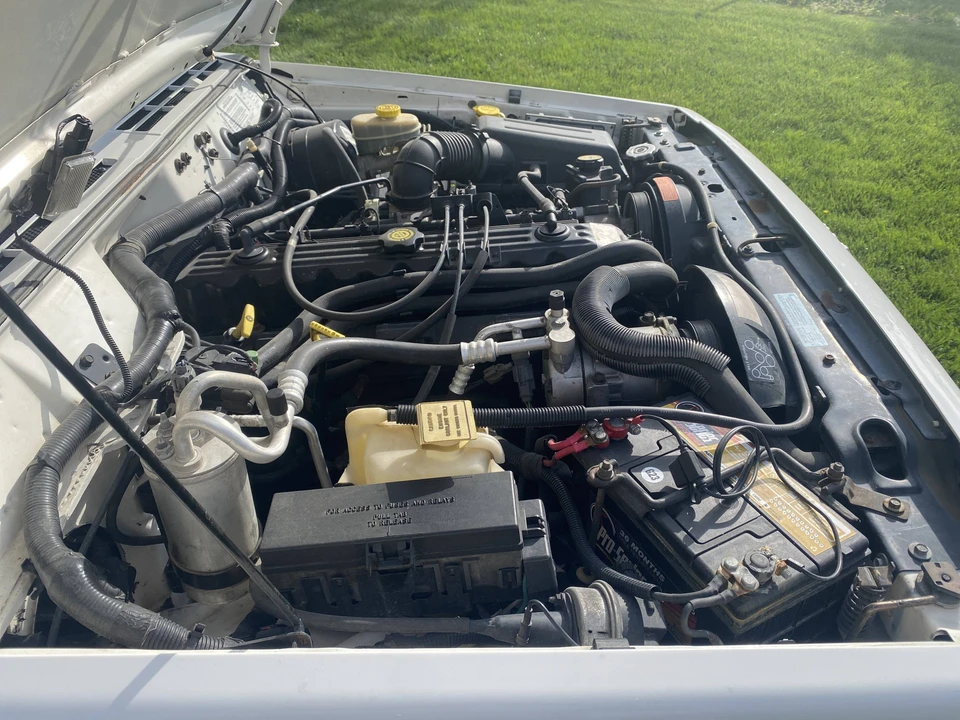 2000 Jeep XJ Cherokee - Image 3 of 11