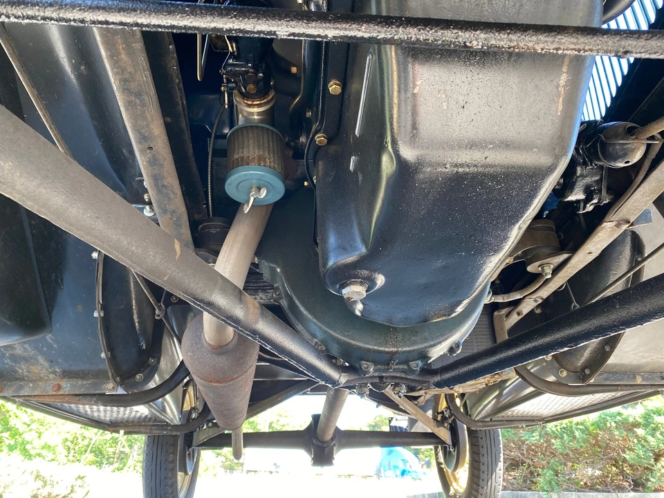 1931 Ford Model A Pickup & Model AA - Image 27 of 31