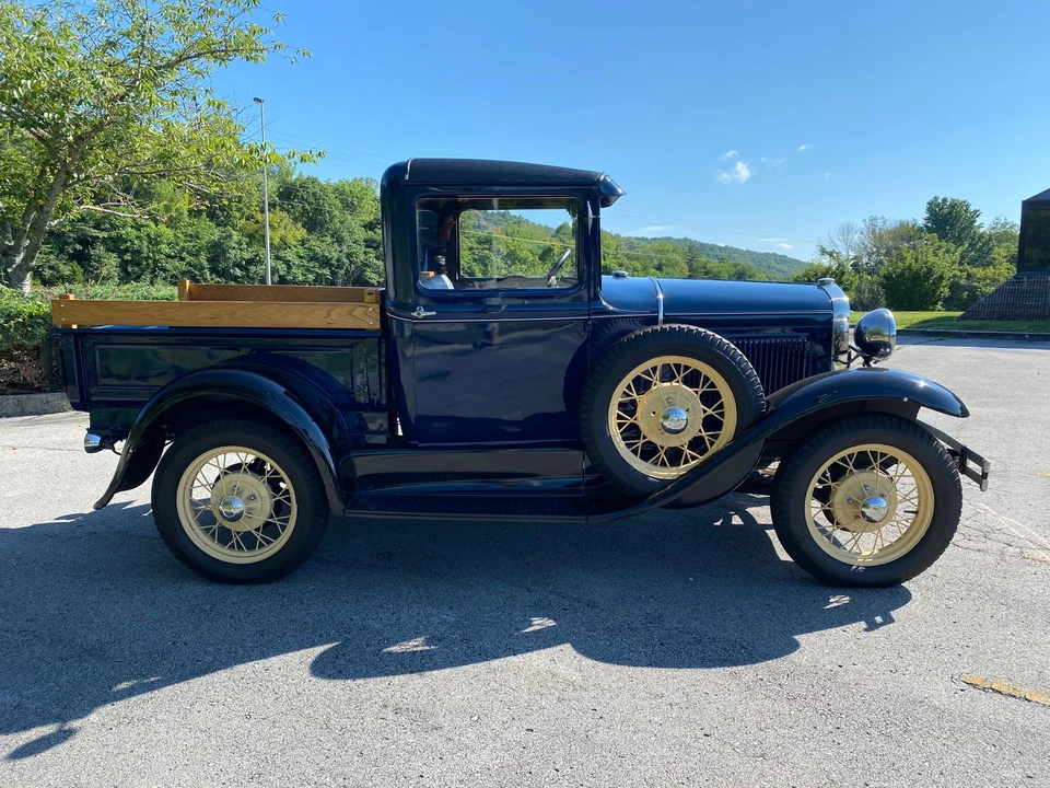 1931 Ford Model A Pickup & Model AA - Image 5 of 31