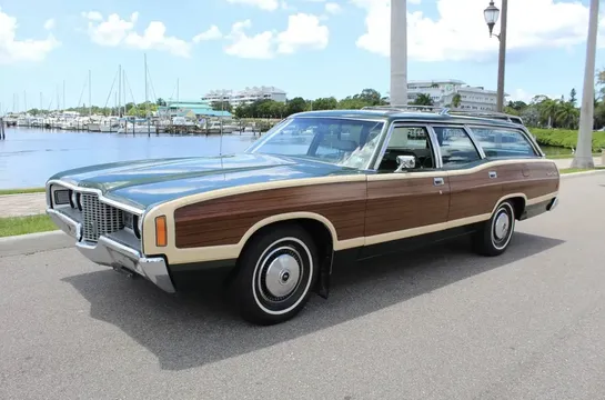 1971 Ford LTD Country Squire Wagon