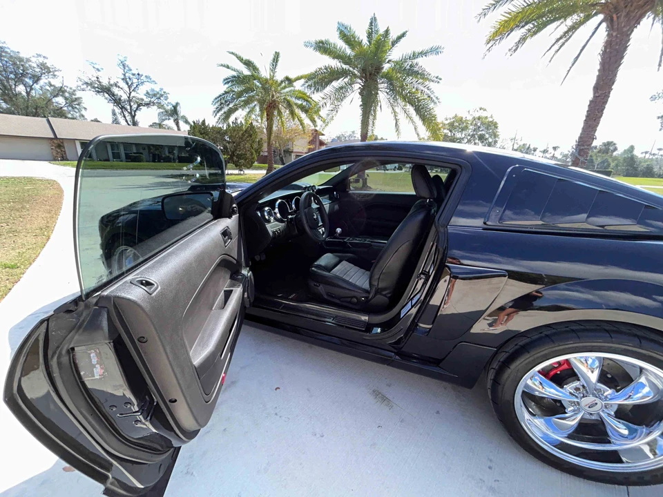 2005 Ford S197 Mustang GT - Image 28 of 31