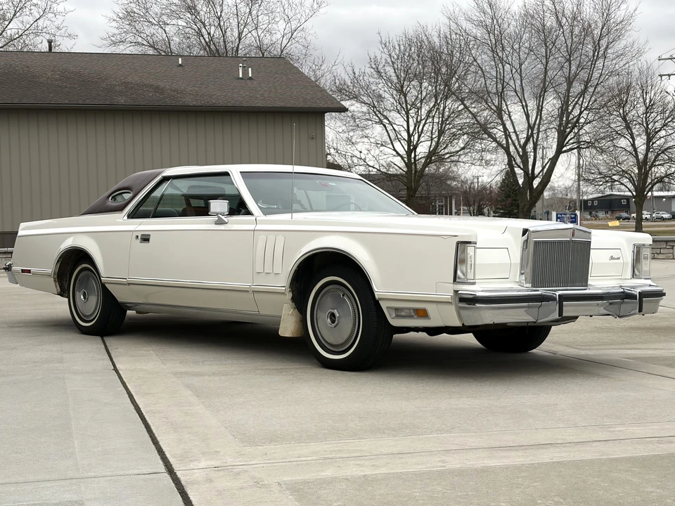1977 Lincoln Continental Mark V - Image 20 of 31