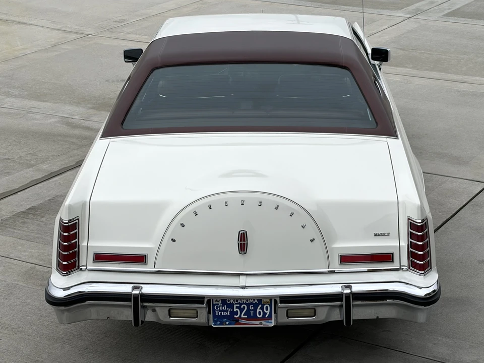 1977 Lincoln Continental Mark V - Image 10 of 31