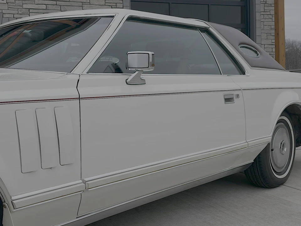 1977 Lincoln Continental Mark V - Image 25 of 31