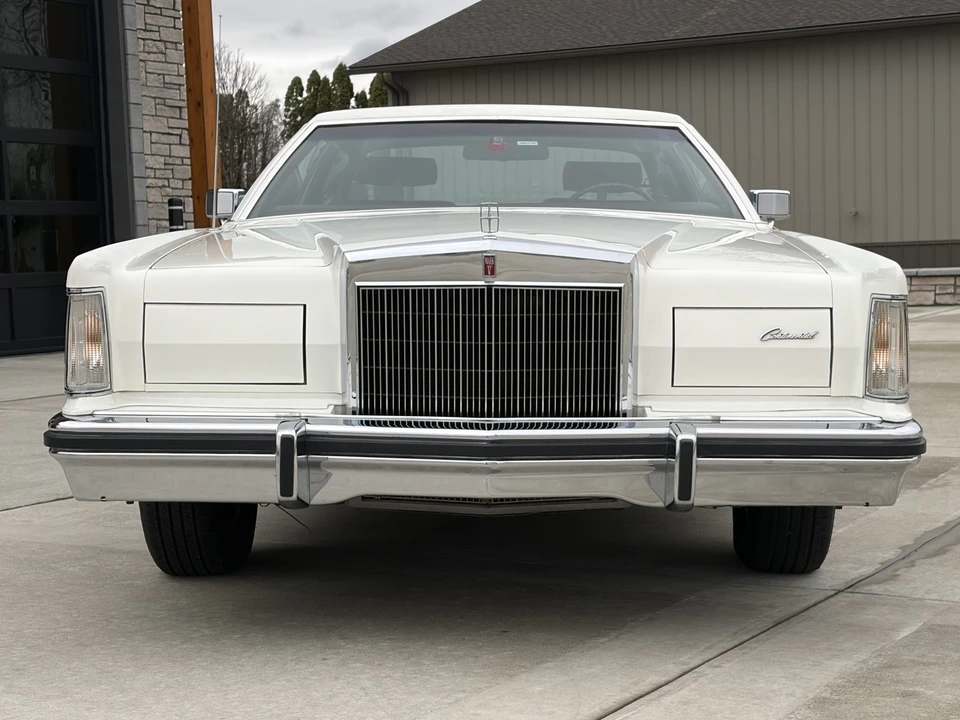 1977 Lincoln Continental Mark V - Image 18 of 31