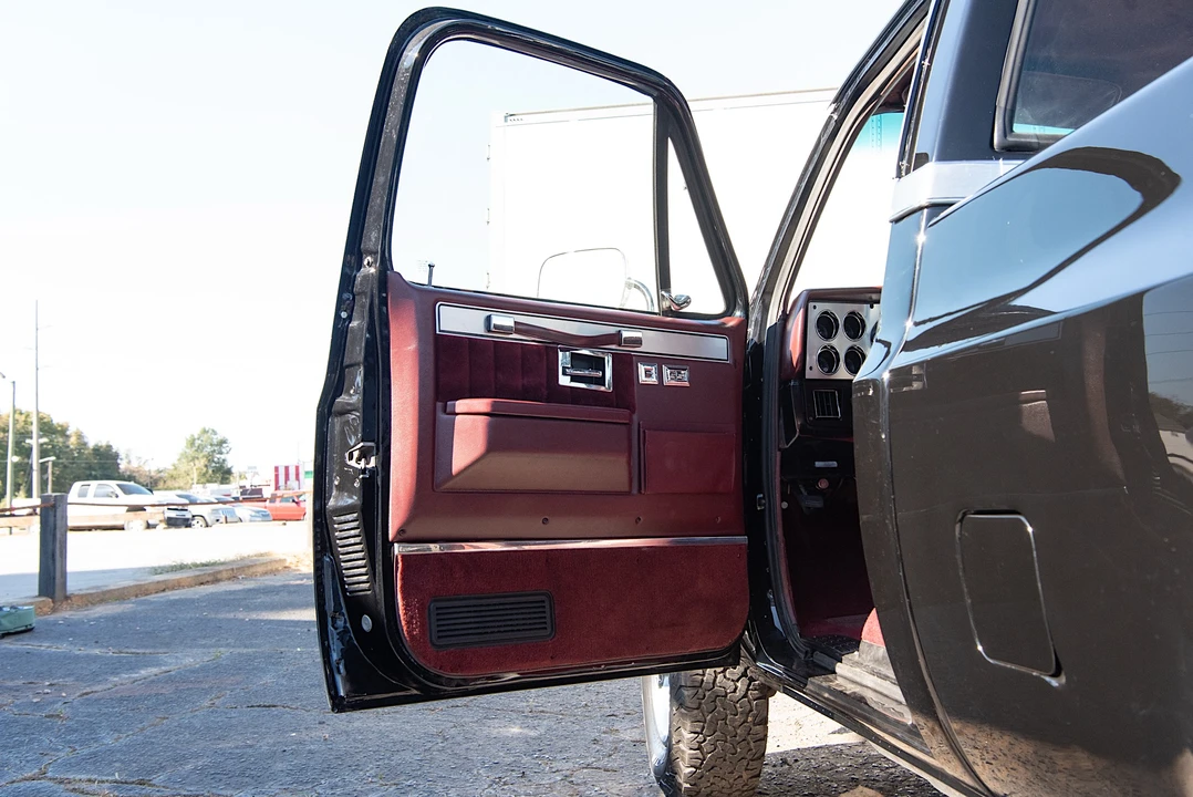 1985 GMC C/K 3rd Gen - Image 29 of 31