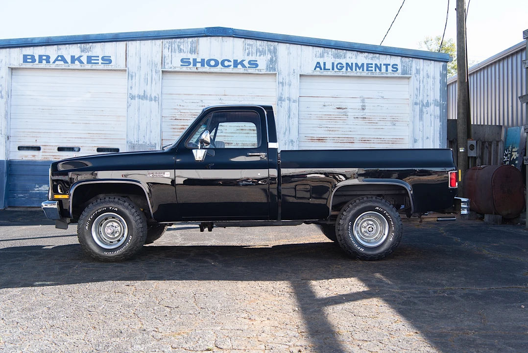 1985 GMC C/K 3rd Gen - Image 3 of 31