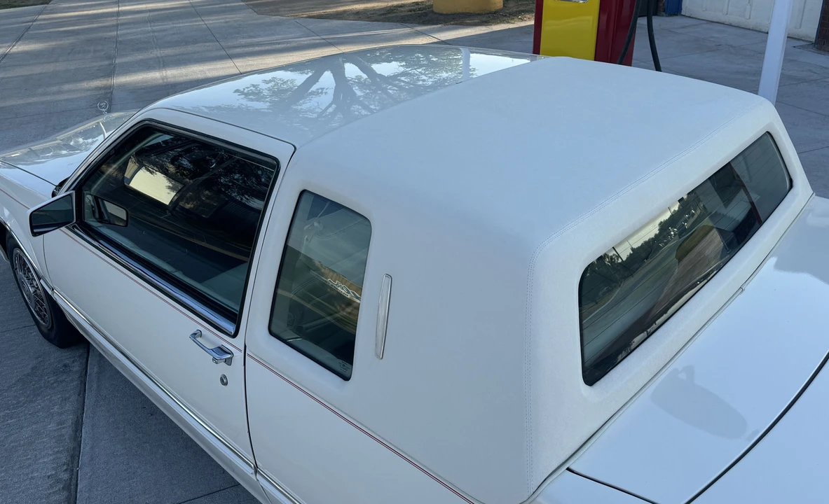 1989 Cadillac DeVille 6th Gen - Image 28 of 31