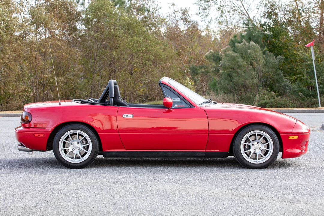 1991 Mazda NA MX-5 Miata - Image 16 of 31