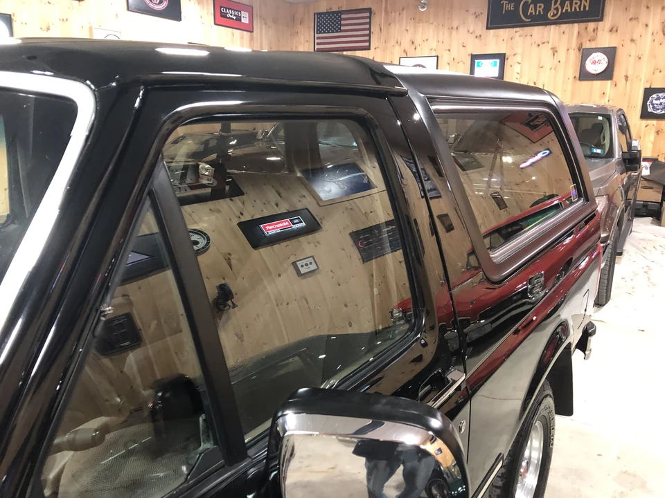 1993 Ford Bronco 5th Gen - Image 27 of 31