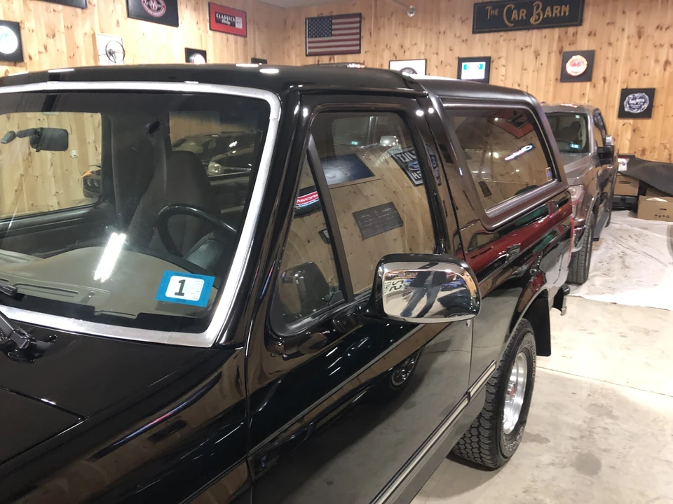 1993 Ford Bronco 5th Gen - Image 24 of 31