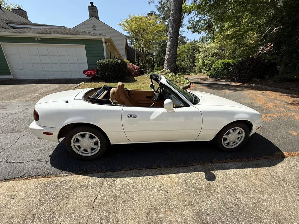 1993 Mazda NA MX-5 Miata - Image 6 of 31