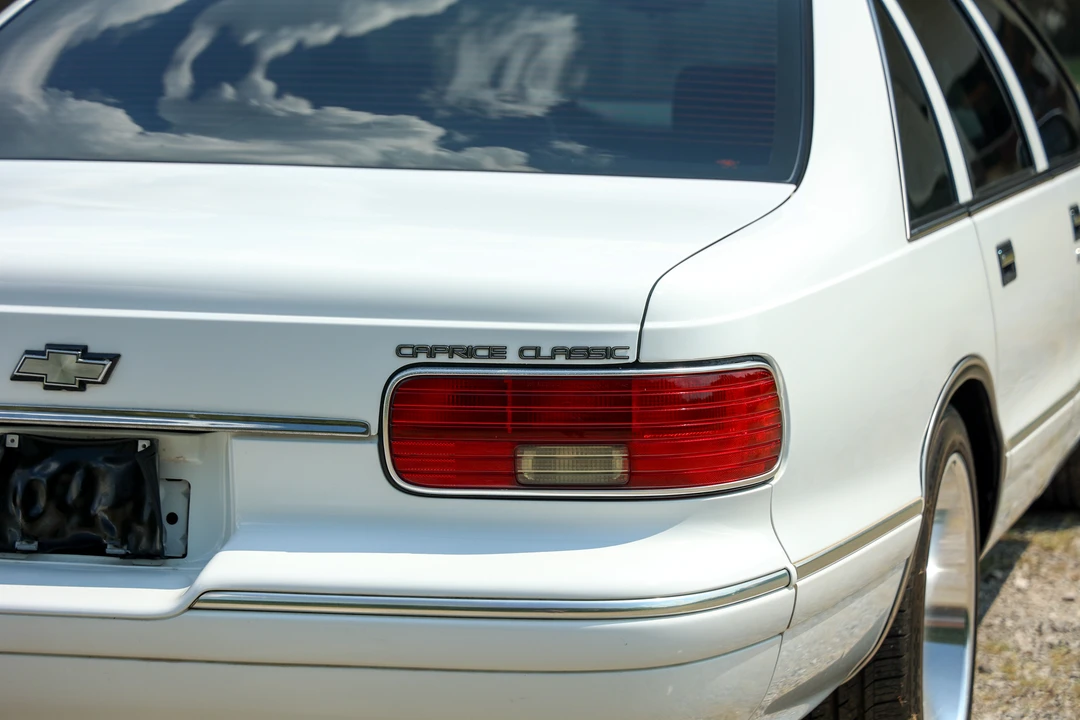 1994 Chevrolet Caprice - Image 12 of 31