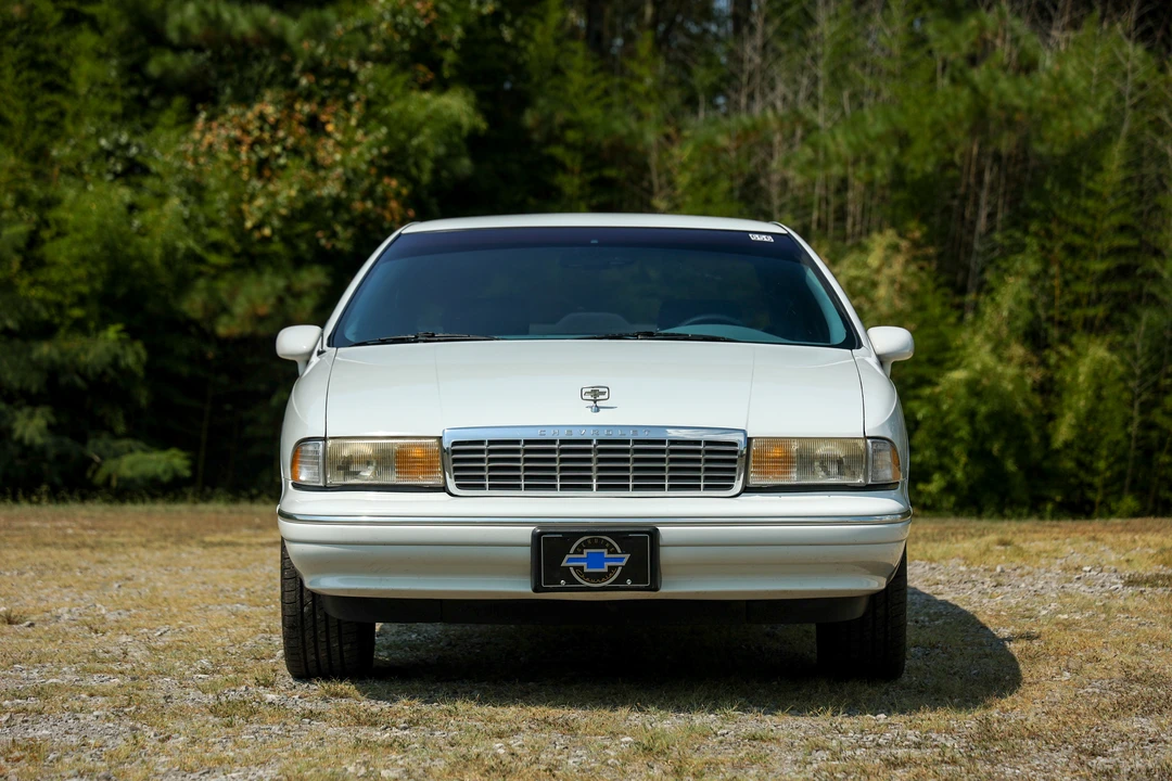 1994 Chevrolet Caprice - Image 2 of 31
