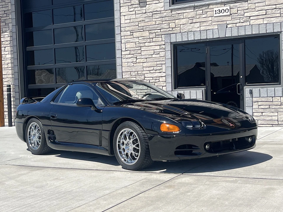 1995 Mitsubishi 3000GT Series 2 - Image 17 of 31