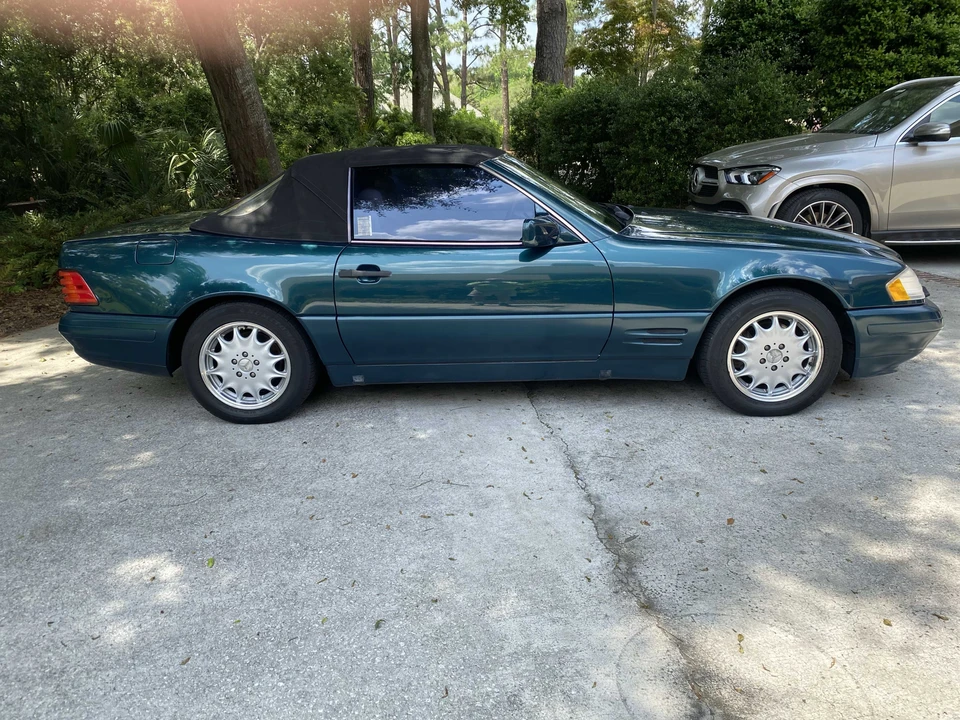 1996 Mercedes-Benz R129 SL-Class - Image 11 of 31