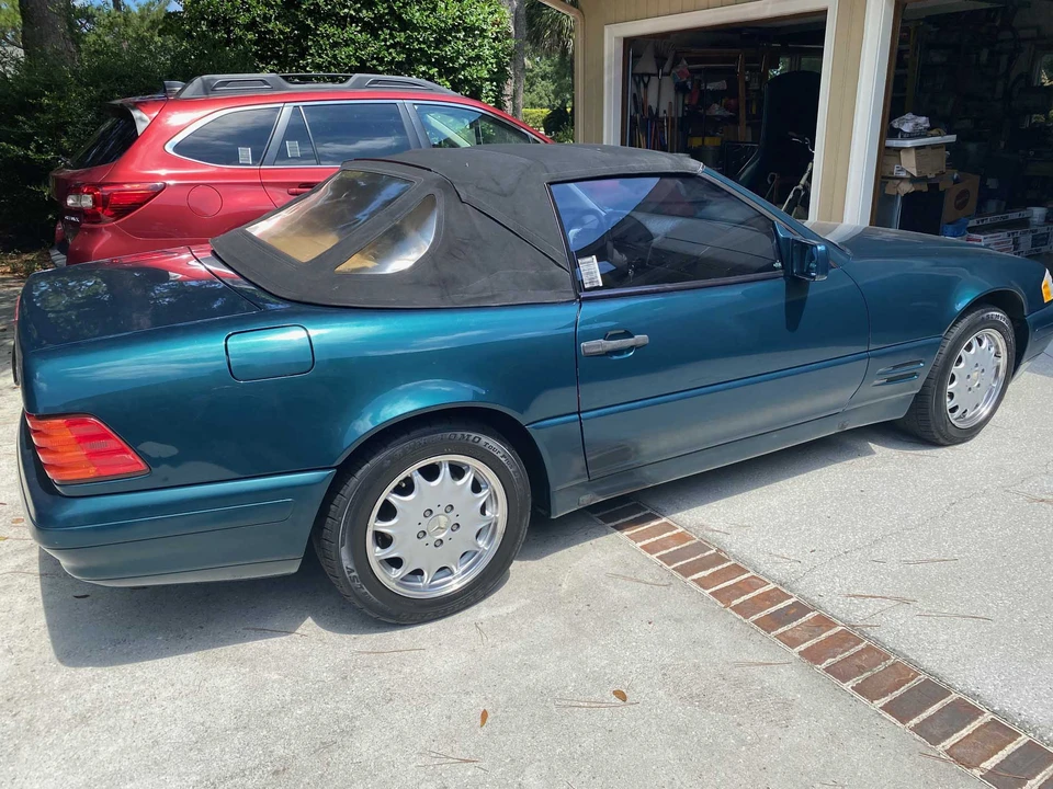 1996 Mercedes-Benz R129 SL-Class - Image 12 of 31