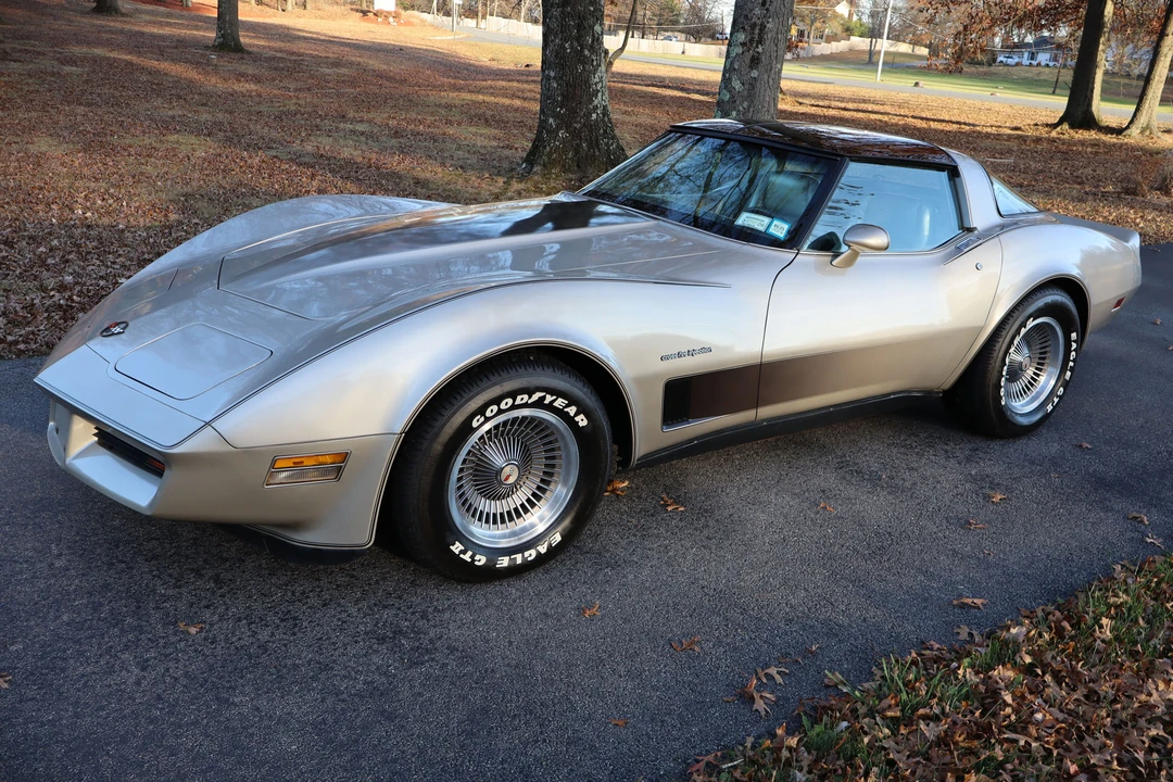 1982 Chevrolet Corvette C3 - Image 15 of 31