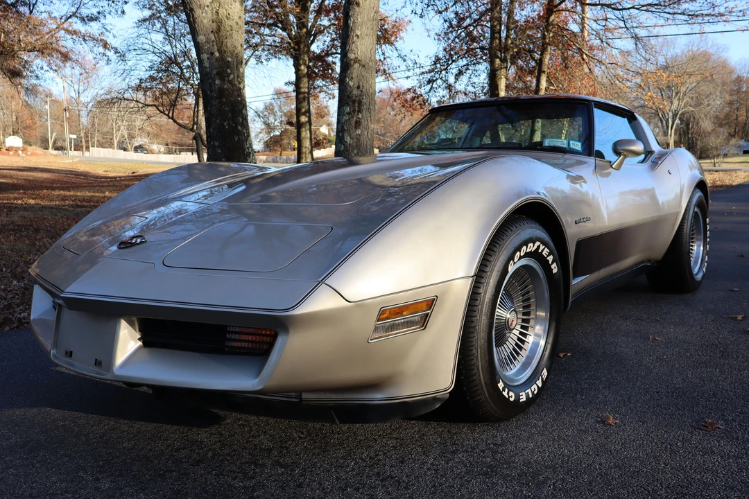1982 Chevrolet Corvette C3 - Image 2 of 31