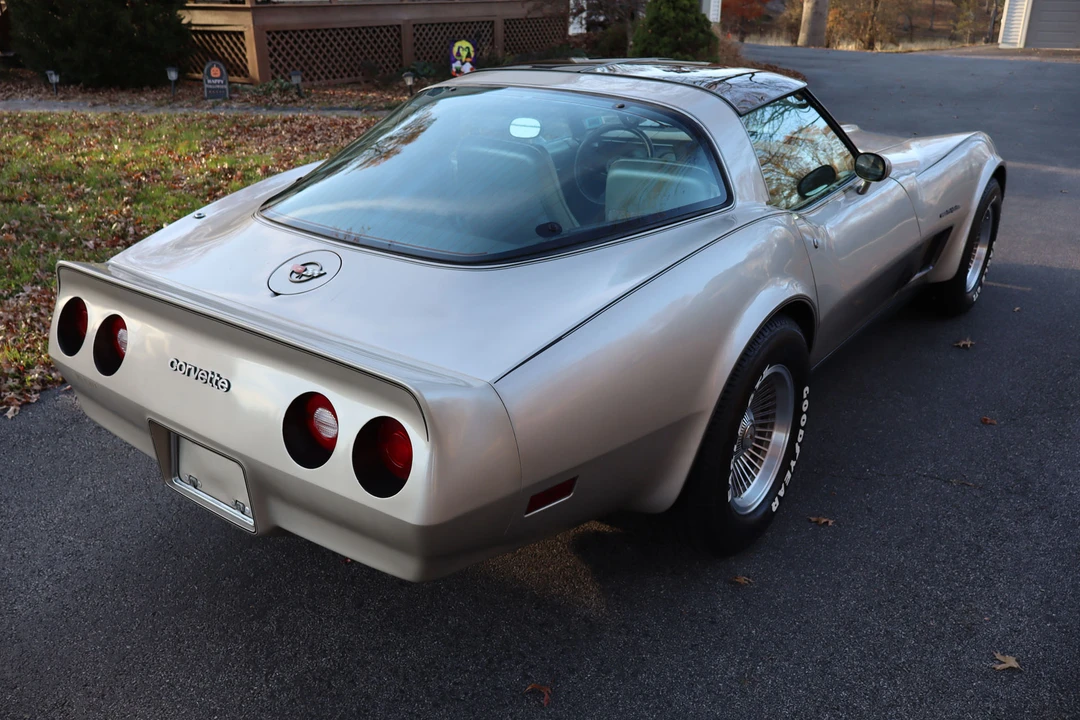 1982 Chevrolet Corvette C3 - Image 9 of 31
