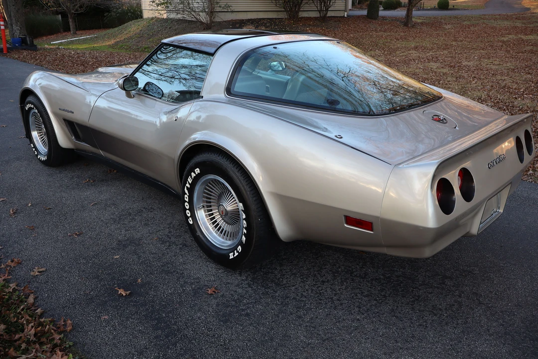 1982 Chevrolet Corvette C3 - Image 18 of 31
