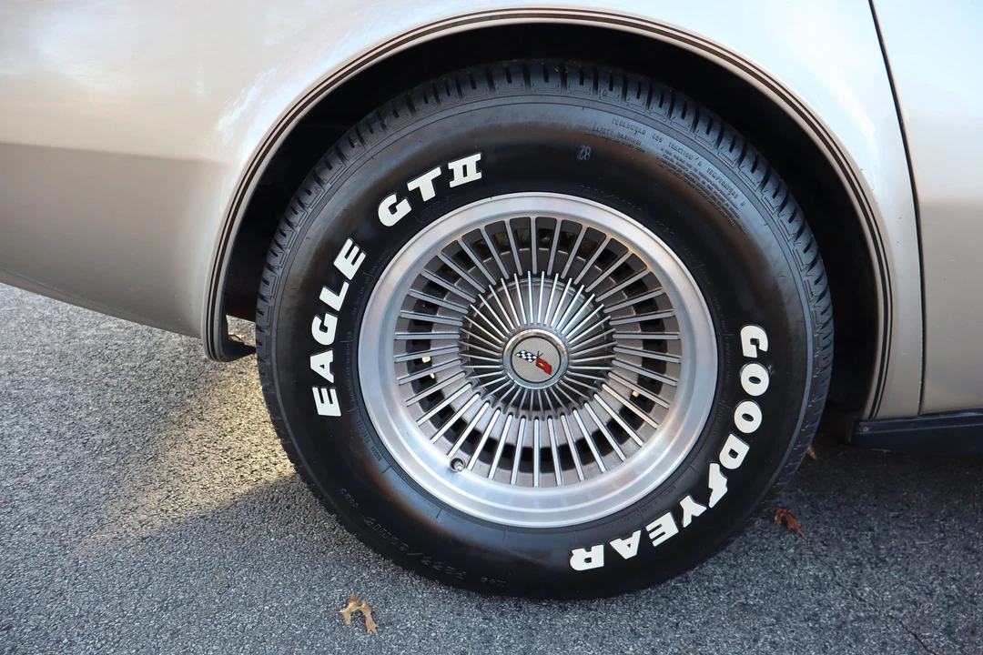 1982 Chevrolet Corvette C3 - Image 25 of 31