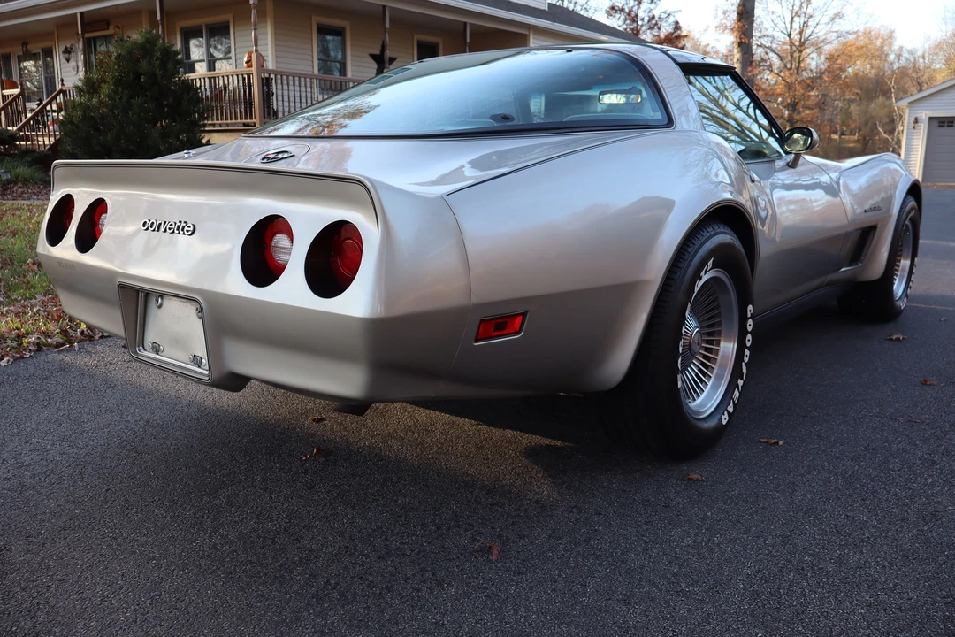 1982 Chevrolet Corvette C3 - Image 10 of 31