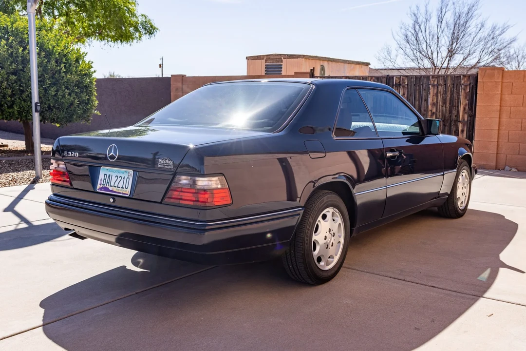1995 Mercedes-Benz W124 E-Class - Image 7 of 31