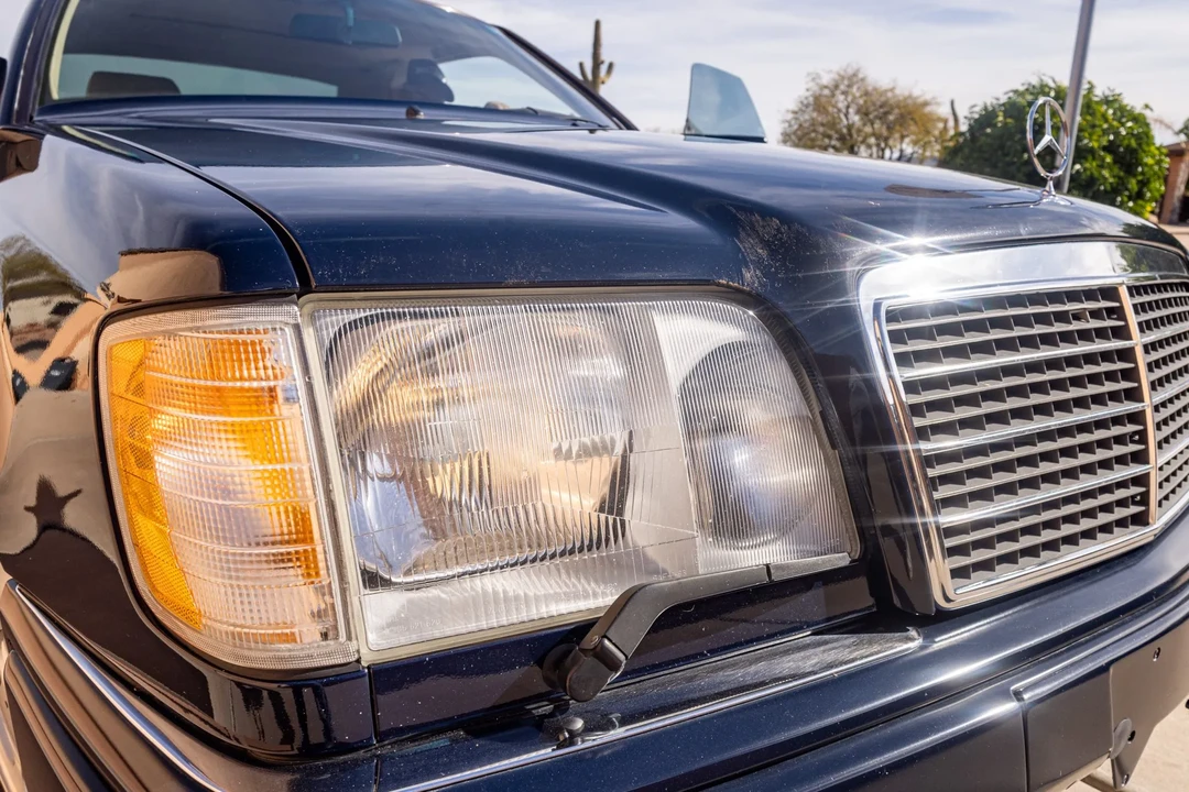 1995 Mercedes-Benz W124 E-Class - Image 11 of 31