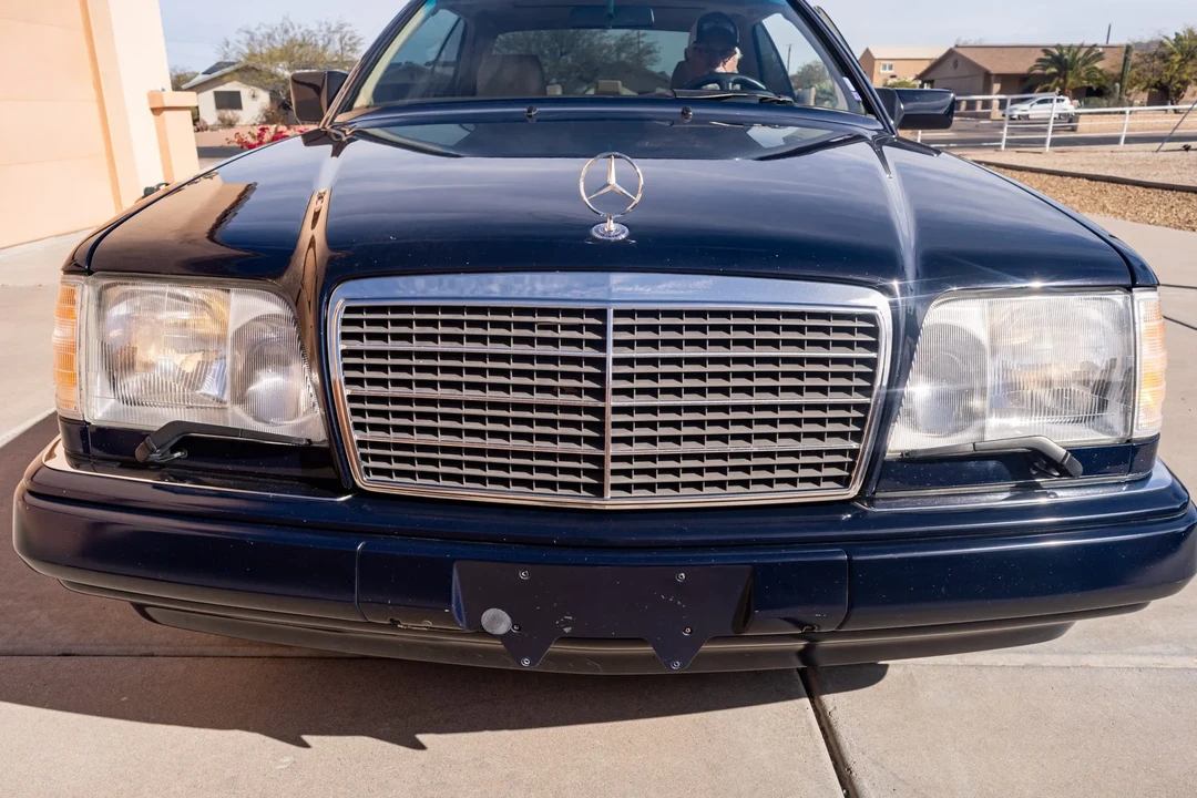 1995 Mercedes-Benz W124 E-Class - Image 9 of 31